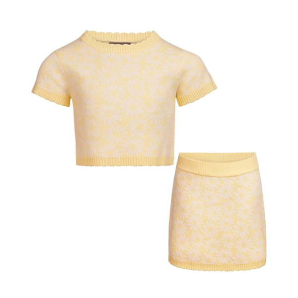 18 Yelow Sweater Skirt